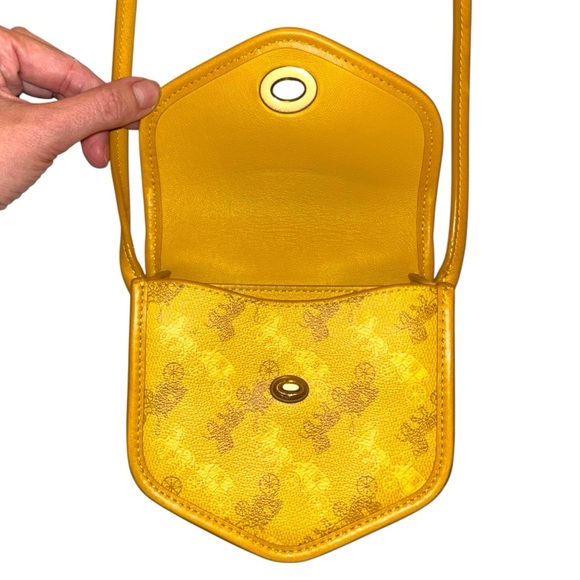 Coach | Limited Edition Turnlock Flap Pouch 15 | Yellow Horse & Carriage - Picture 8 of 16